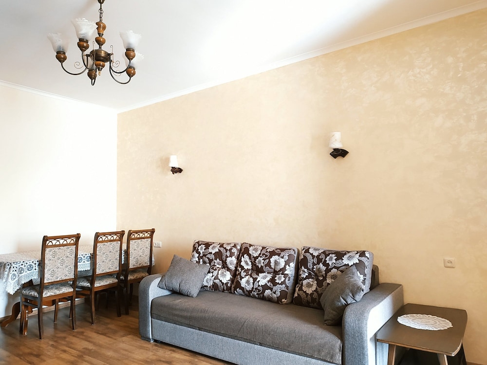 Zara Apartment Yerevan in Yerevan 2024 Updated prices, deals Klook