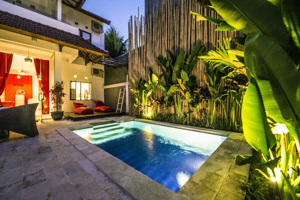 Black and Red Oberoi Villa in Kuta | 2024 Updated prices, deals - Klook ...