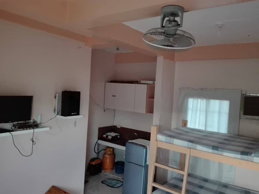 Antipolo Beach Haus Annex