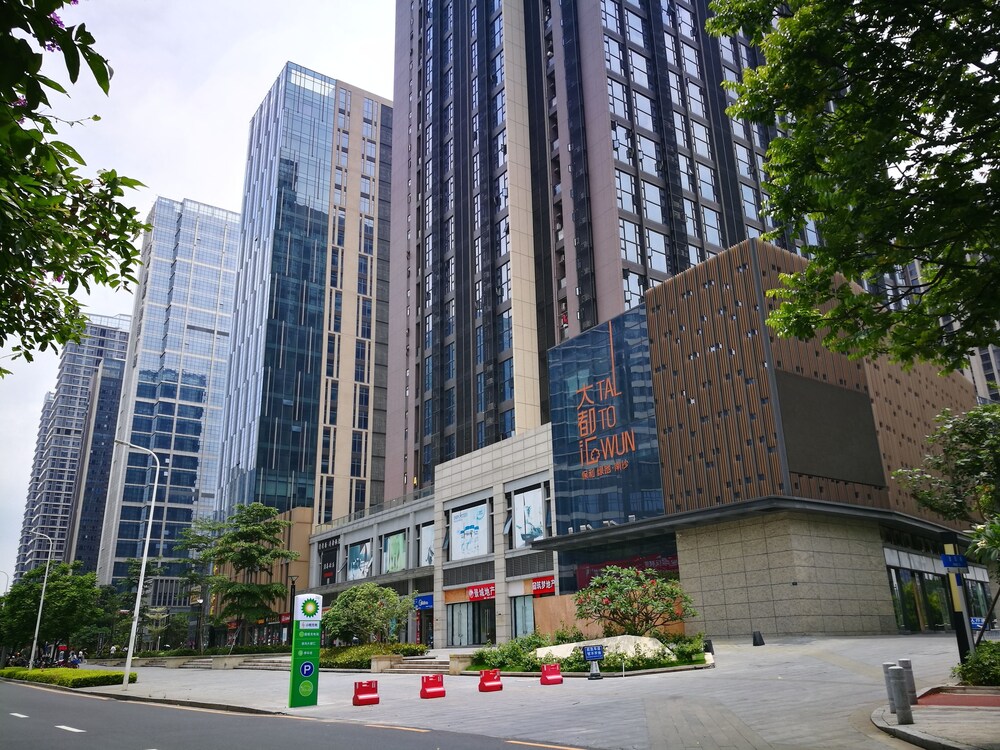 Ihouse Executive Apartment · Hotel setting