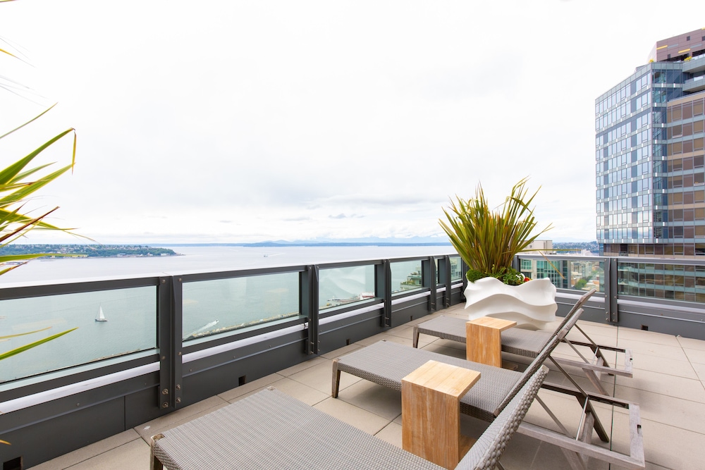 Seattle Highest Price Condos Reference: 100 Walkscore Pike Place Market Condos In Seattle