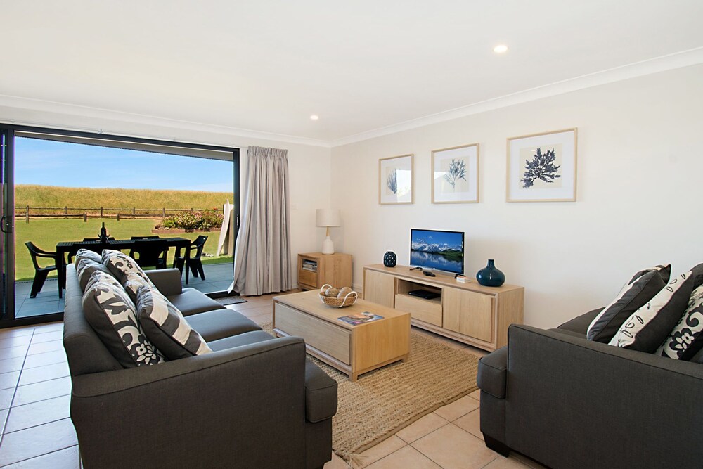 Sunrise Reef Unit 4 - Lennox Head in Ballina | 2023 Updated prices ...