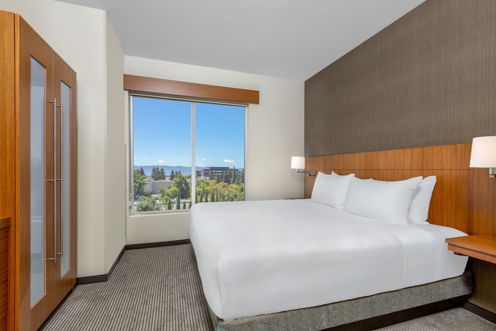 Hyatt Place San Jose Airport