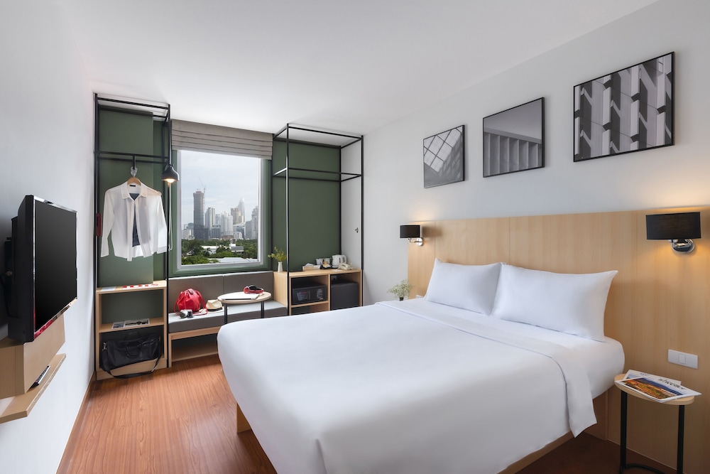 ibis Bangkok Sathorn