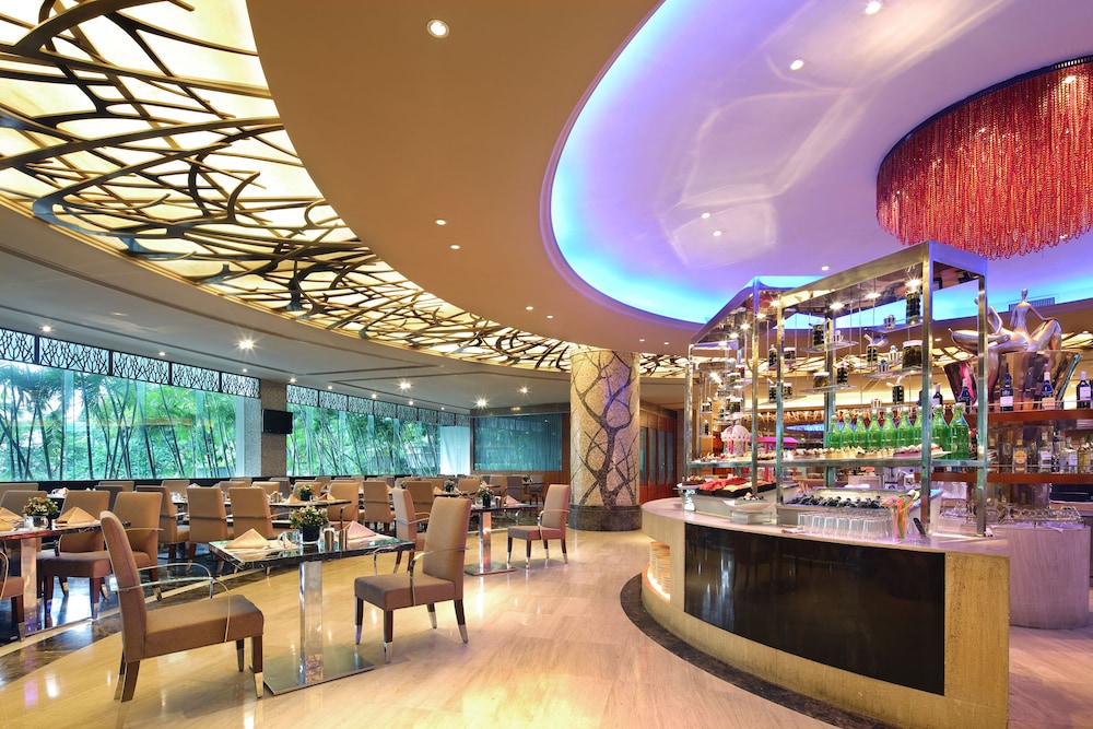 广州翡翠希尔顿酒店 · 餐饮空间