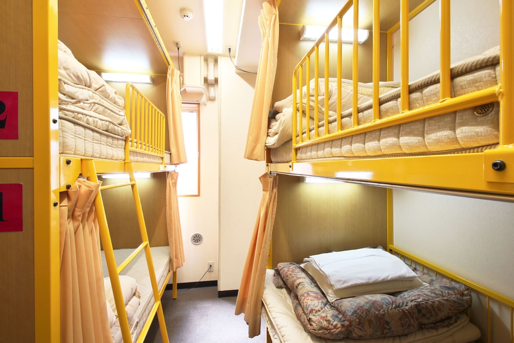 Sakura Hotel Ikebukuro - Hostel