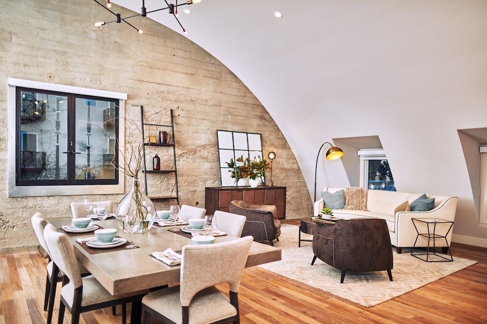Curated visual reference: Fresh Look at Urban Luxe Loft In Null 2023 Updated Prices Deals