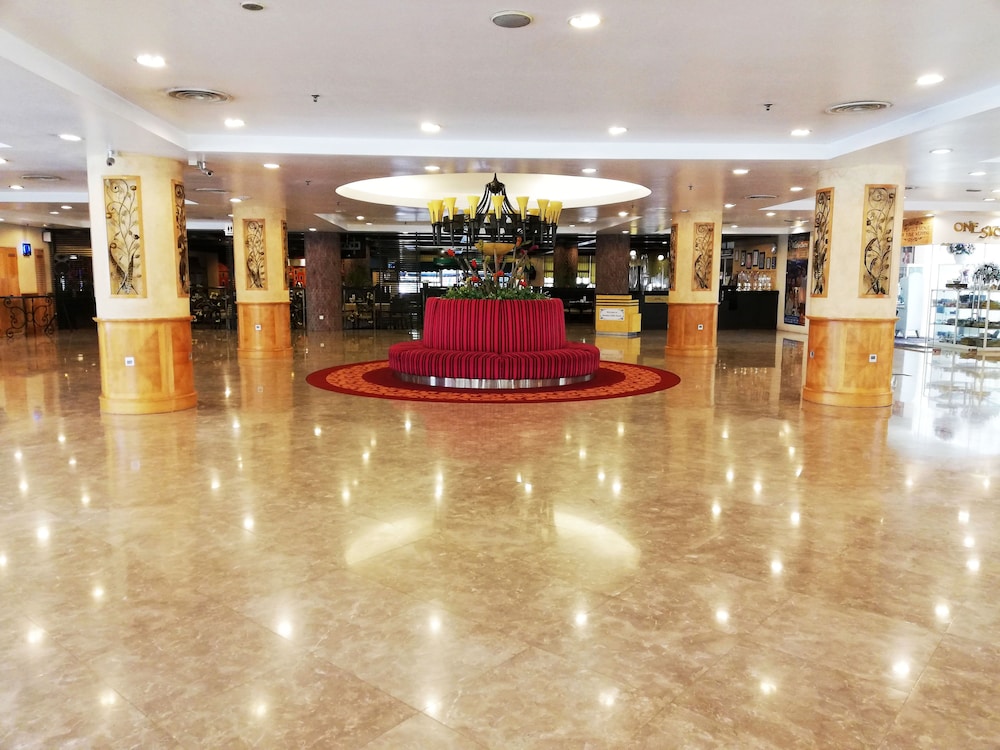De Palma Hotel Shah Alam New Wing Shah Alam Reviews And Photos