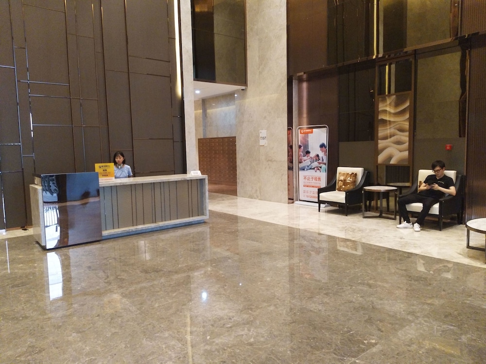 Manhattan Langde Apartment · Hotel setting