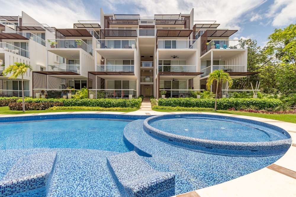 Luxury Ocean View Penthouse photo