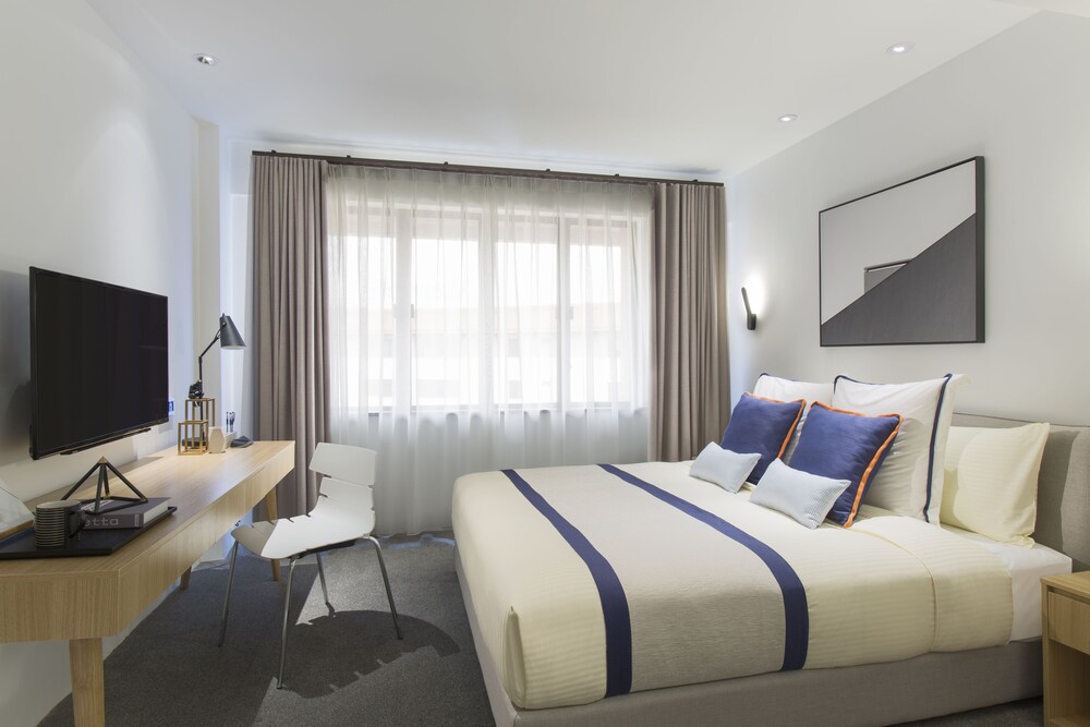 LN Residence by China Hotel · Guest room