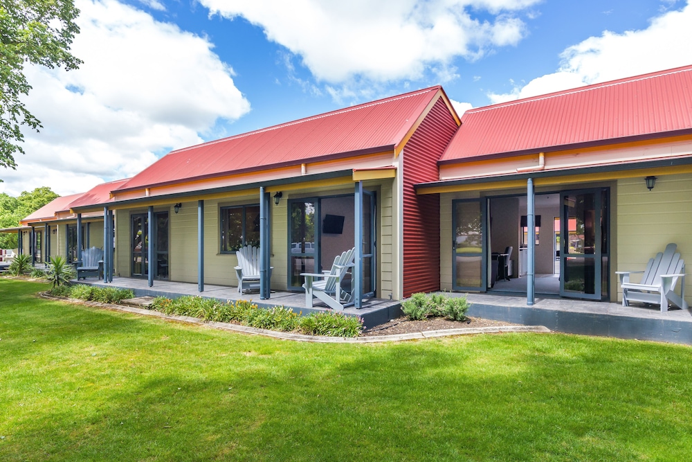 Oak Estate Motor Lodge in Greytown 2024 Updated prices, deals Klook