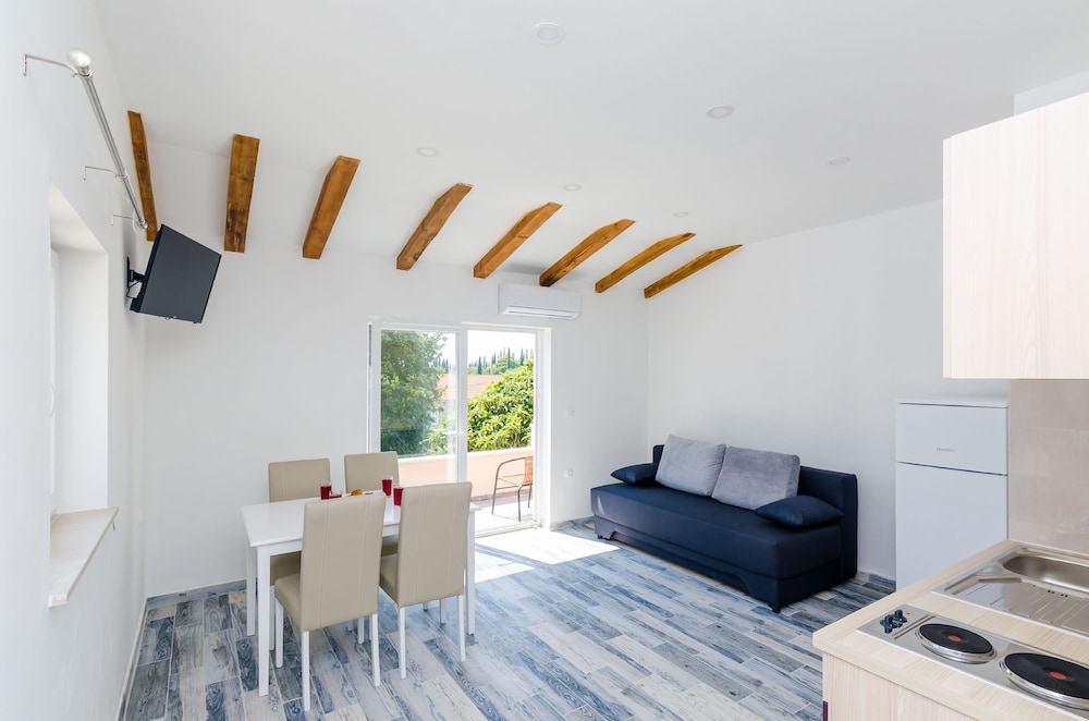 Apartments Dubrovnik Airport in Općina Konavle 2023 Updated prices