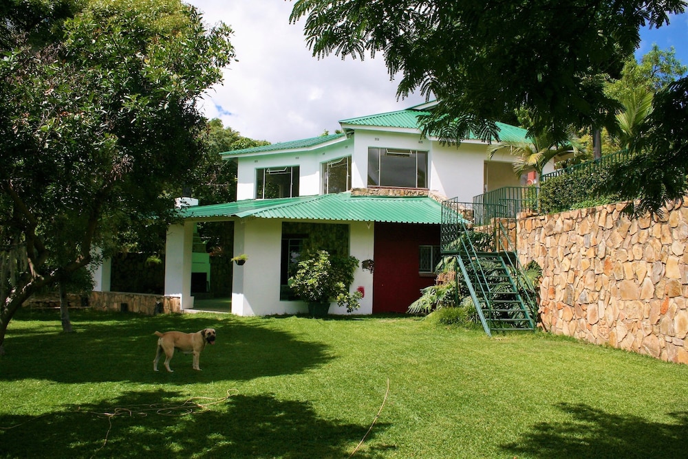 Blue Hills Guest House Christonbank in Mazowe | 2023 Updated prices ...