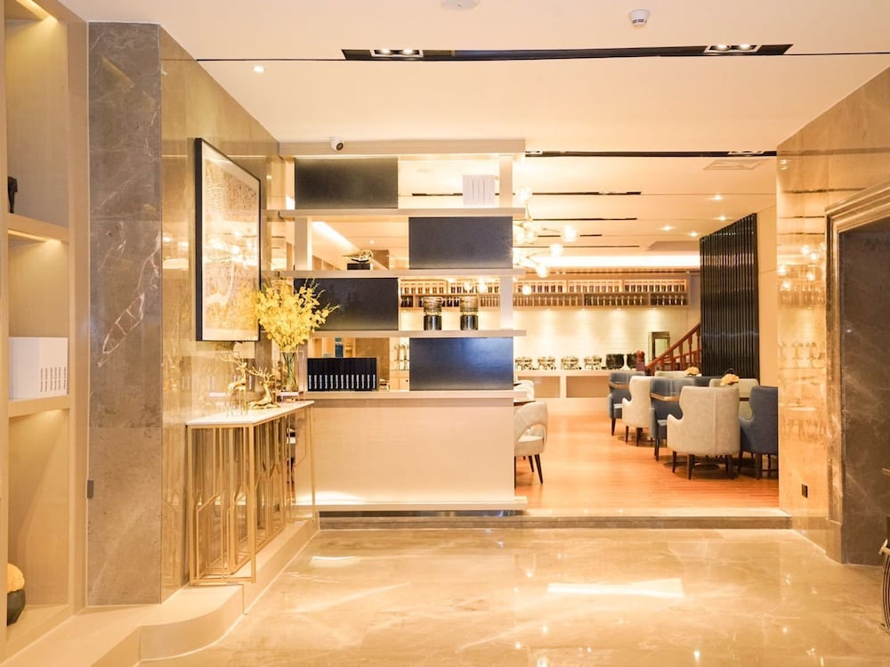 Echarm International Hotel Canton Tower Pazhou Convention and Exhibition Center Lujiang Metro Station Branch - Free Shuttle Bus to Canton Fair Complex During Canton Fair Period · Hotel setting