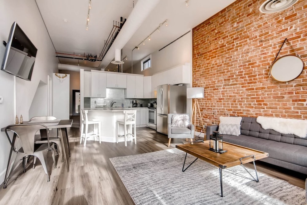 Industrial Design Flat Historic Loft Heart of Lohi in Denver | 2025 ...