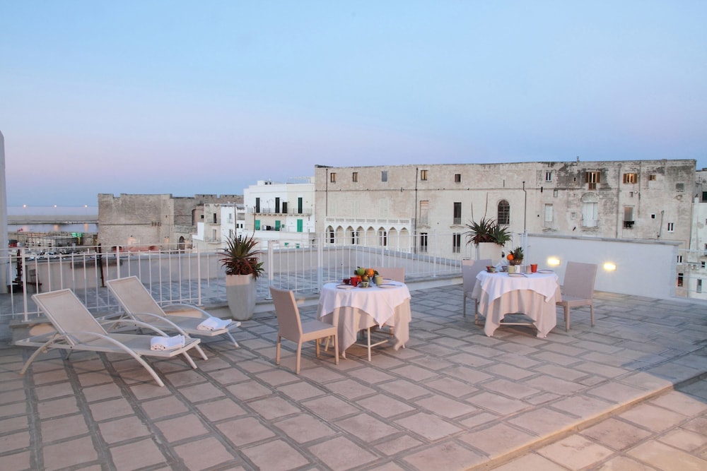 Garibaldi Exclusive Apartments in Monopoli 2023 Updated prices, deals