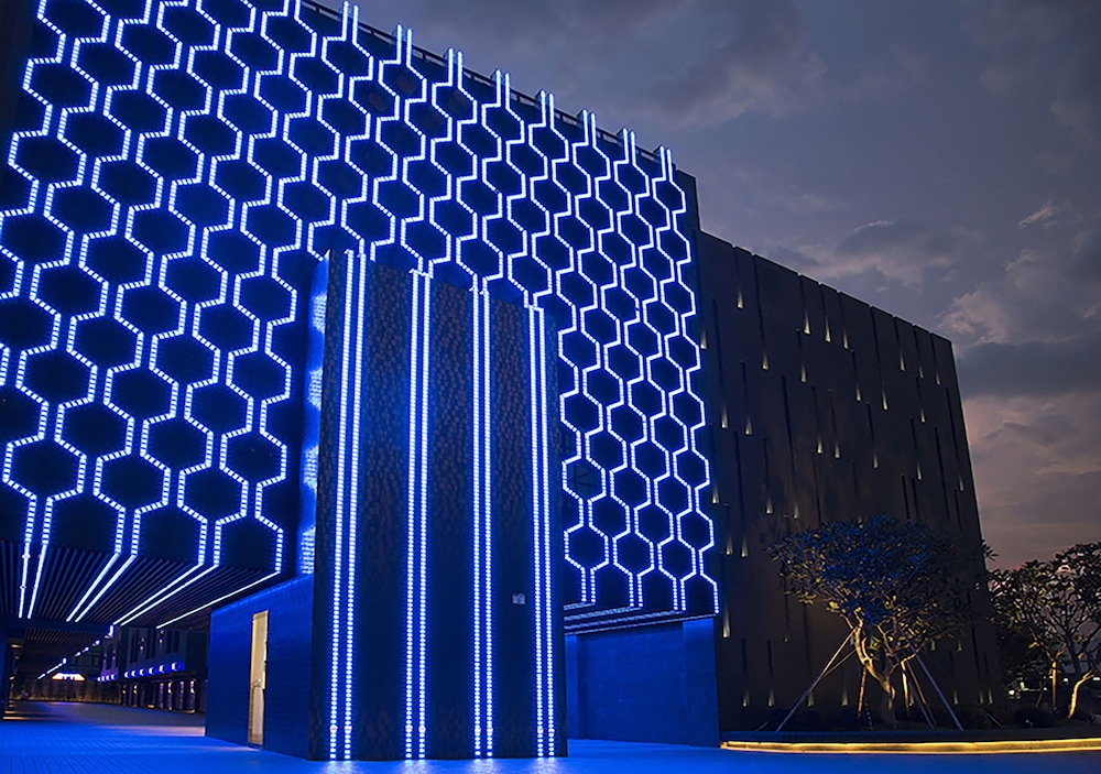 Royal Group Motel Feng Shan Branch
