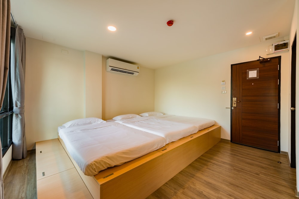 P18 Hotel