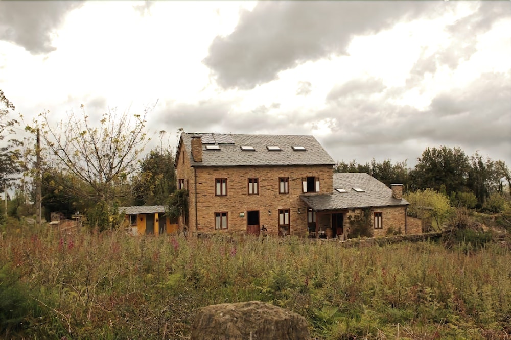 Casa Rural Penaquente in Ortigueira 2024 Updated prices, deals