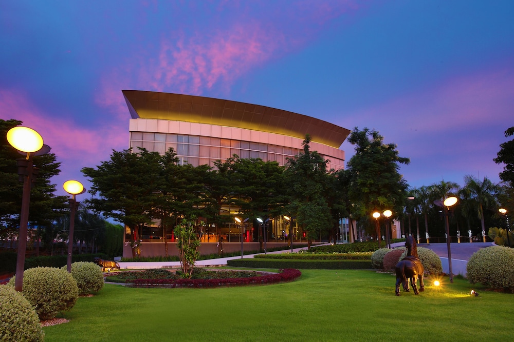 Amaranth Suvarnabhumi Hotel - Free Suvarnabhumi Airport Shuttle