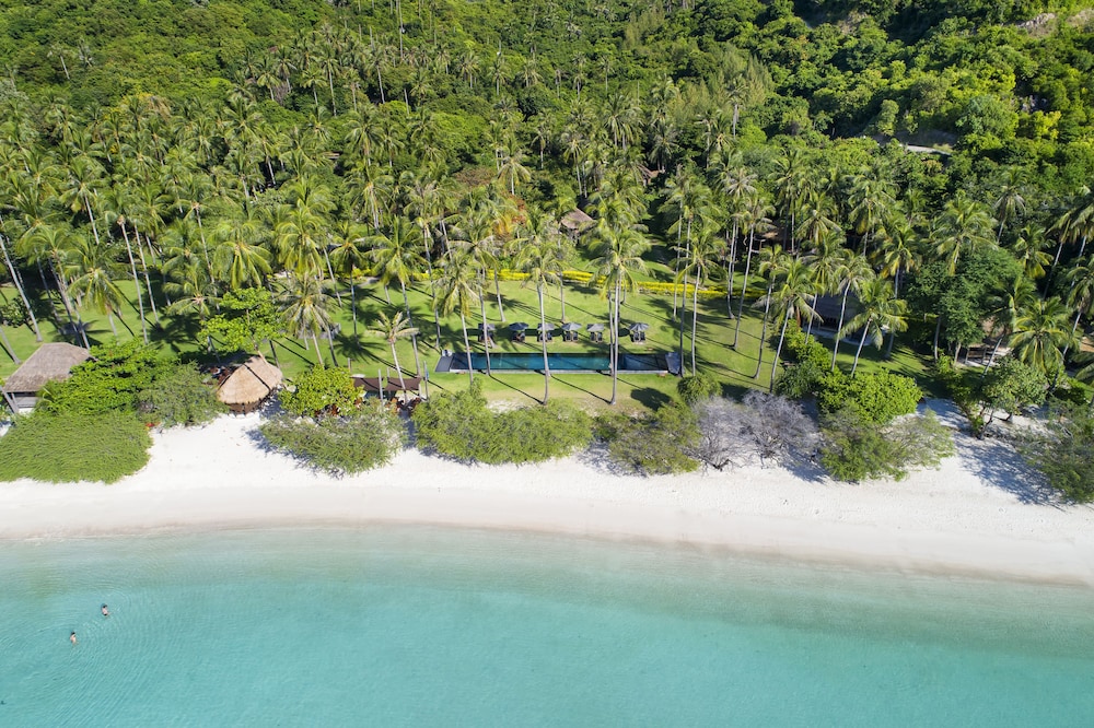 Haadtien Beach Resort
