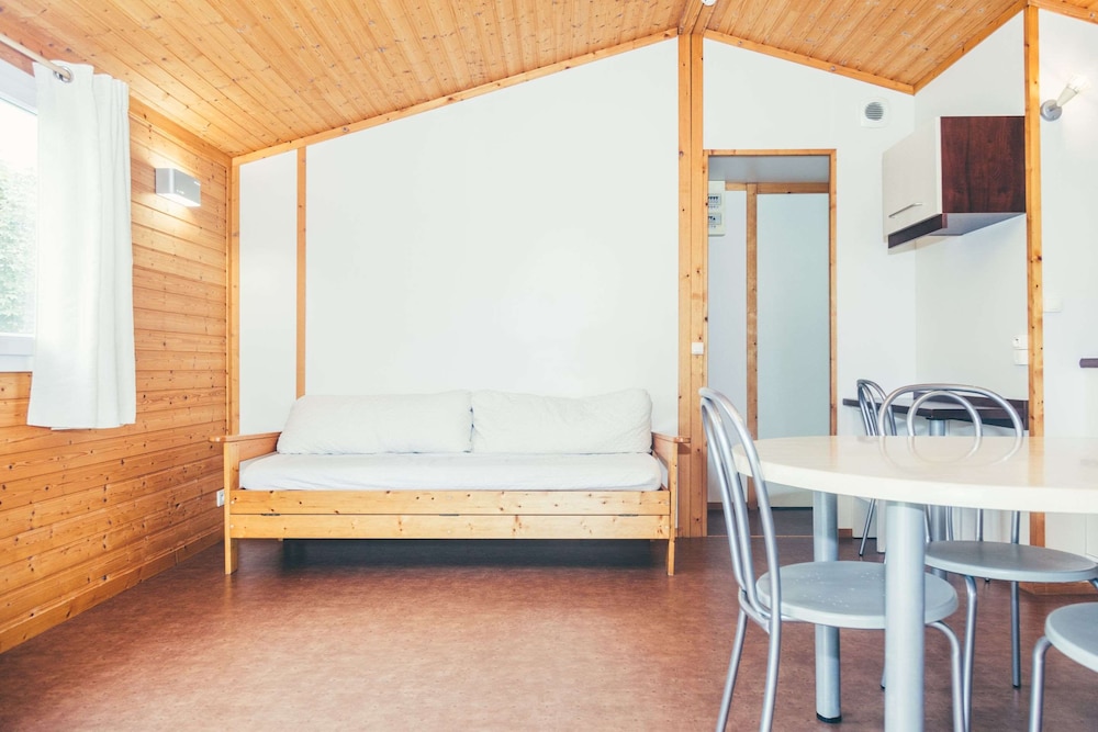 Terres de France - Les Hameaux de Miel