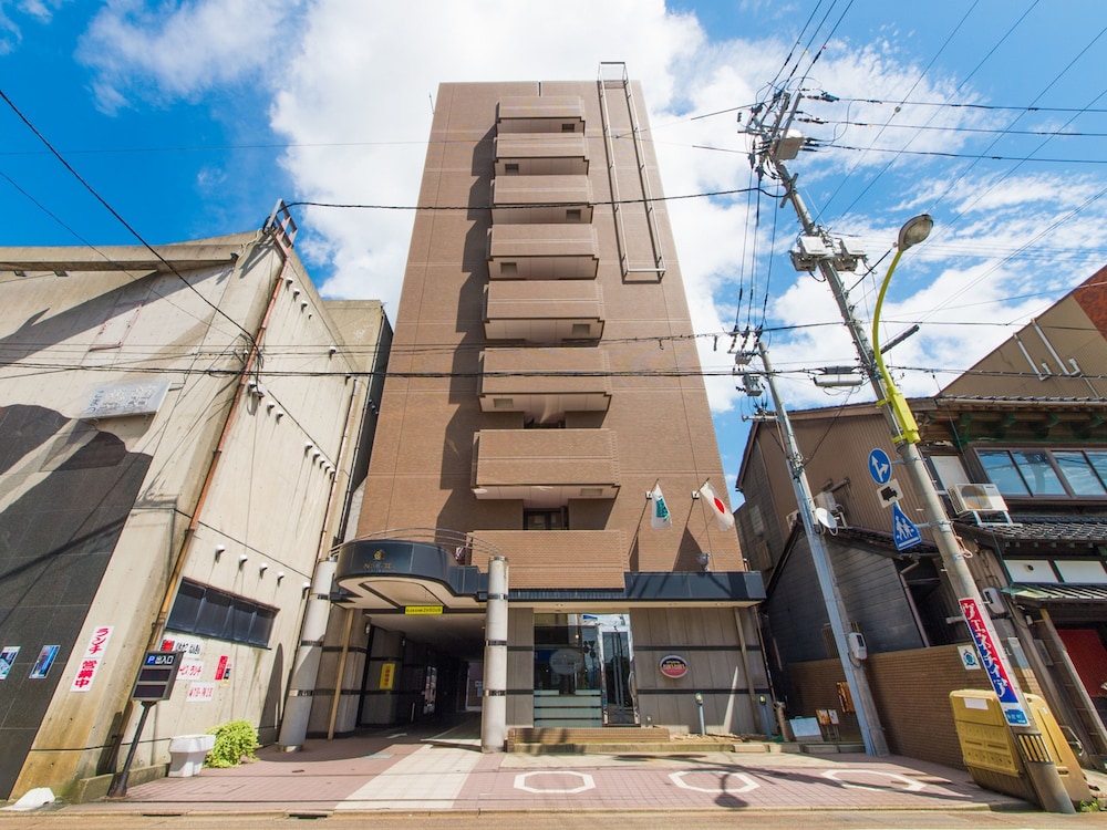 APA 小松飯店