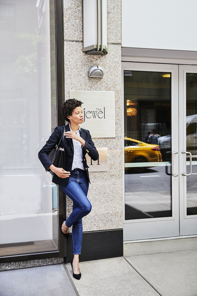 The Jewel Hotel, New York