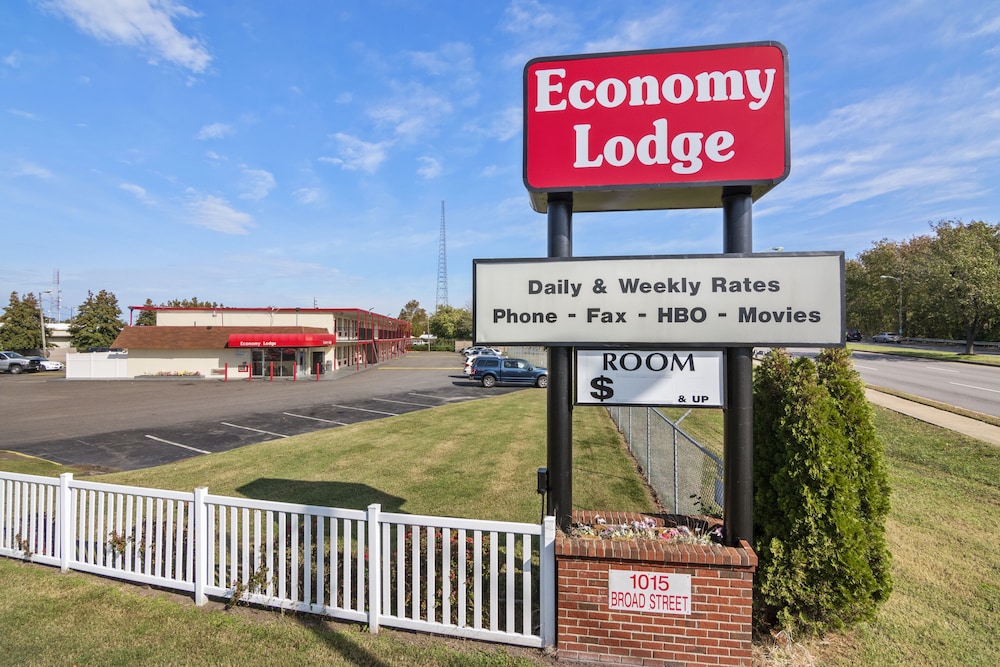 Economy Lodge in | 2023 Updated prices, deals - Klook United States