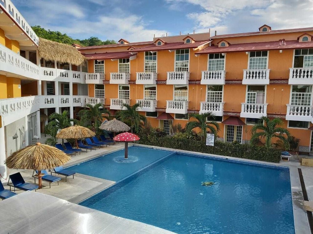Hotel Gran Juquila Huatulco in Santa María Huatulco 2023 Updated
