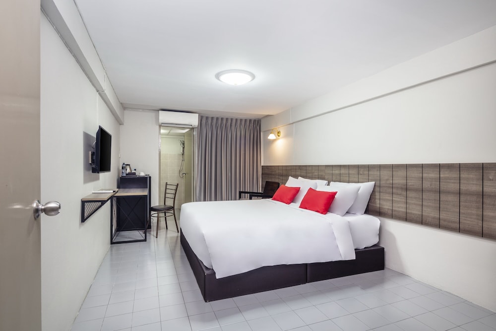Livotel Express Hotel Ramkhamhaeng 50 Bangkok - No Parking