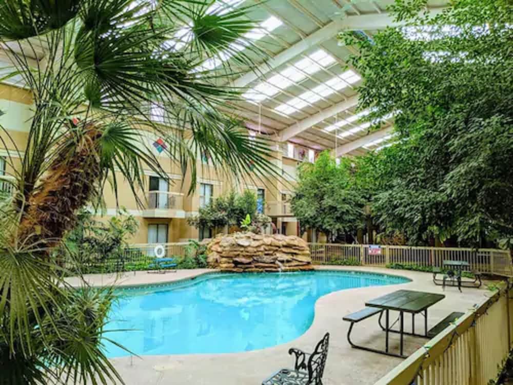 Atrium Inn in | 2025 Updated prices, deals - Klook United States