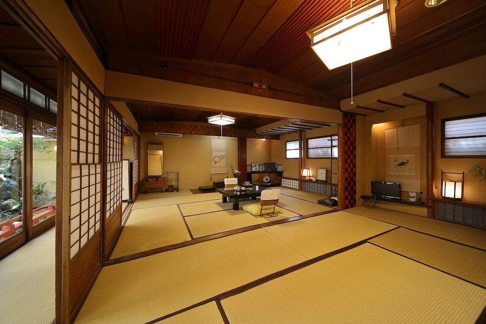 Yadoya Kikokuso