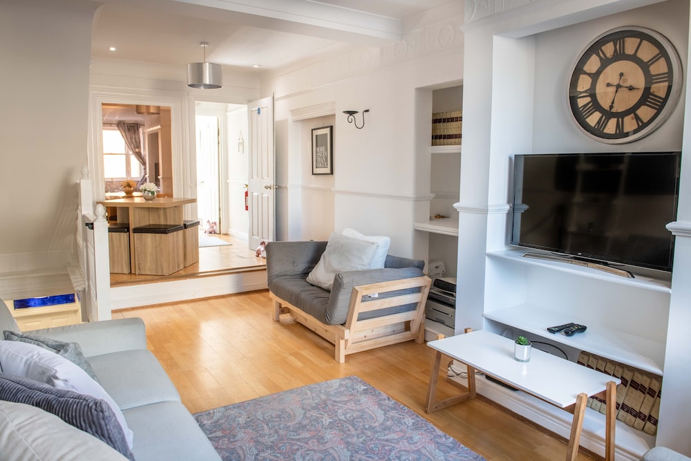 Castle House in Cambridge | 2025 Updated prices, deals - Klook United ...