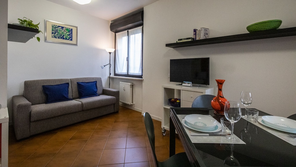 Italianway Piazzale Unità d'Italia 3 in Udine 2023 Updated prices