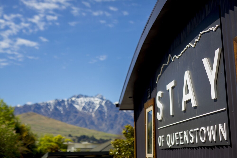 Stay of Queenstown