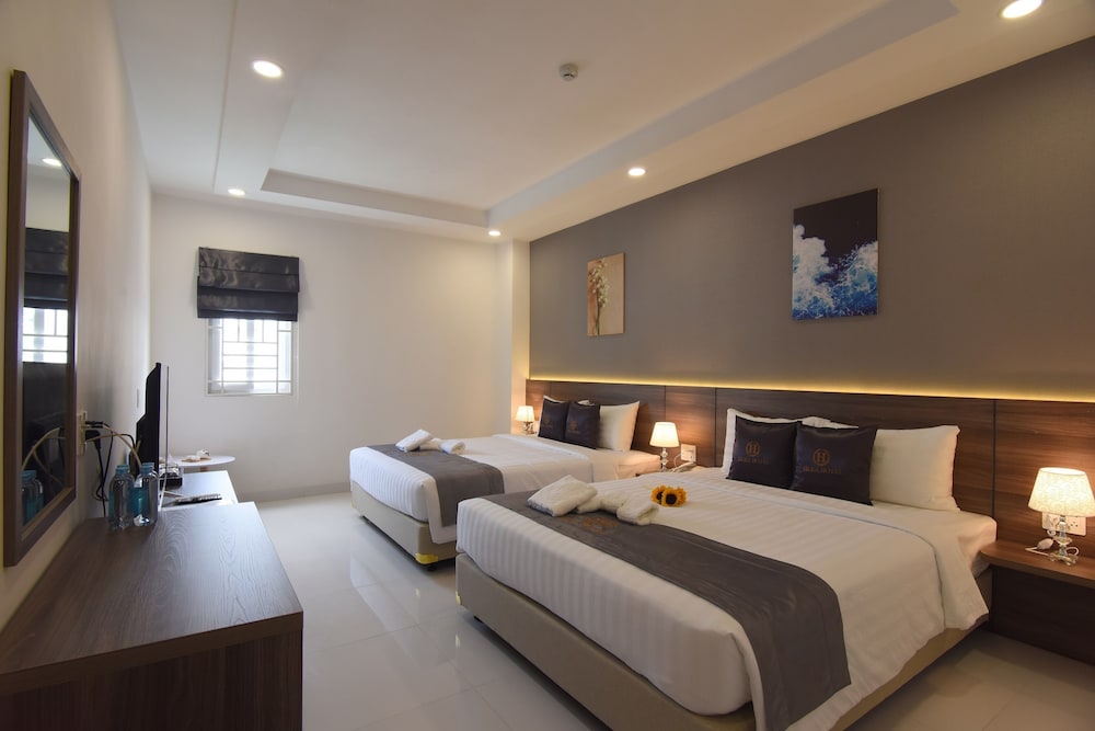 Hera Hotel
