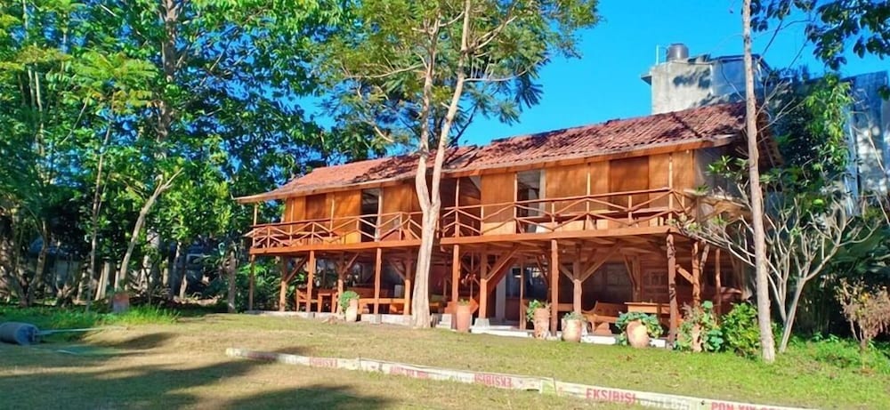 Ronia Mountain Villa Lembang in Lembang 2024 Updated prices deals