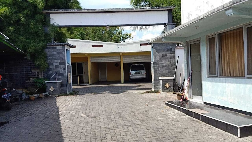 Hotel Panarukan in Situbondo 2023 Updated prices, deals Klook
