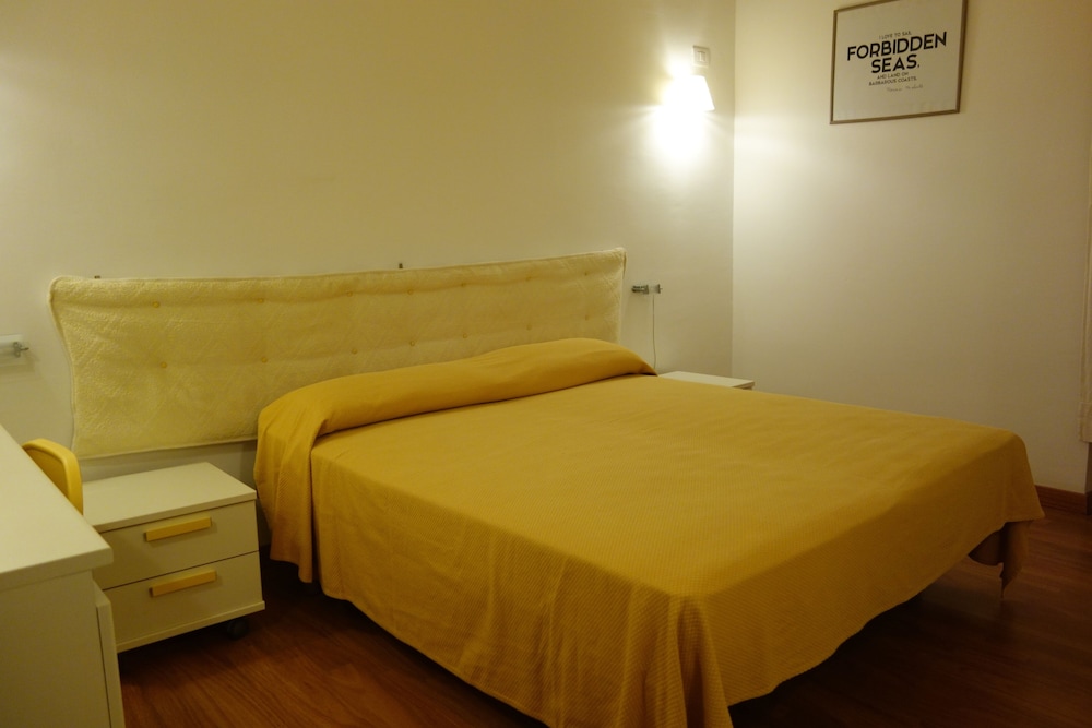 The Whale B&B In Alghero - L'Alguer | 2023 Updated Prices, Deals ...