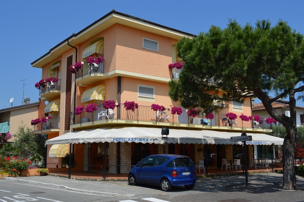 Hotel Azzurra in Sirmione | 2023 Updated prices, deals - Klook United ...