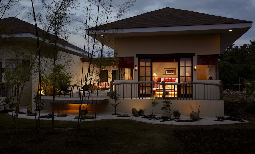 Bluewater Panglao Beach Resort