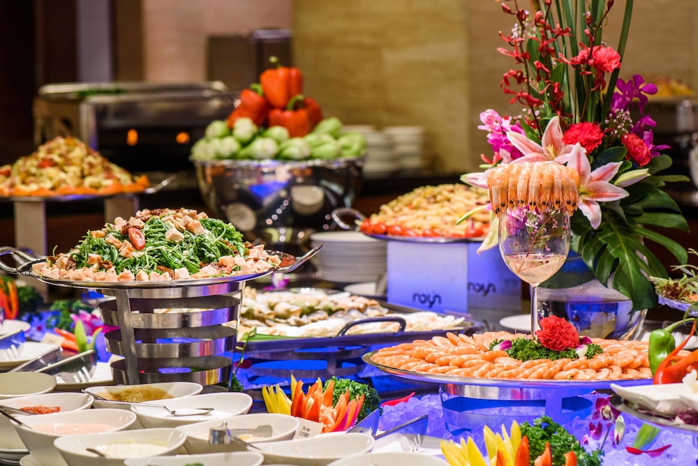 Oakwood Premier Guangzhou · Dining spaces