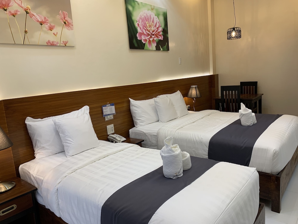 Villa MJ Maristela Beach Resort