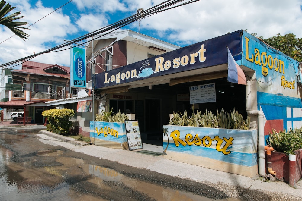 RedDoorz Plus Lagoon Beach Resort Zambales in Olongapo 2024 Updated