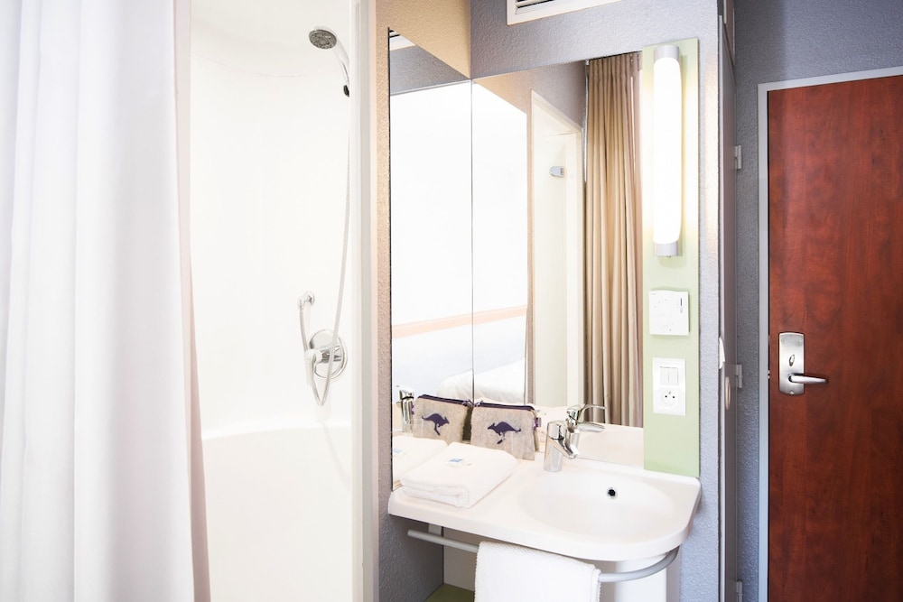 ibis budget Rennes Route de Saint Malo