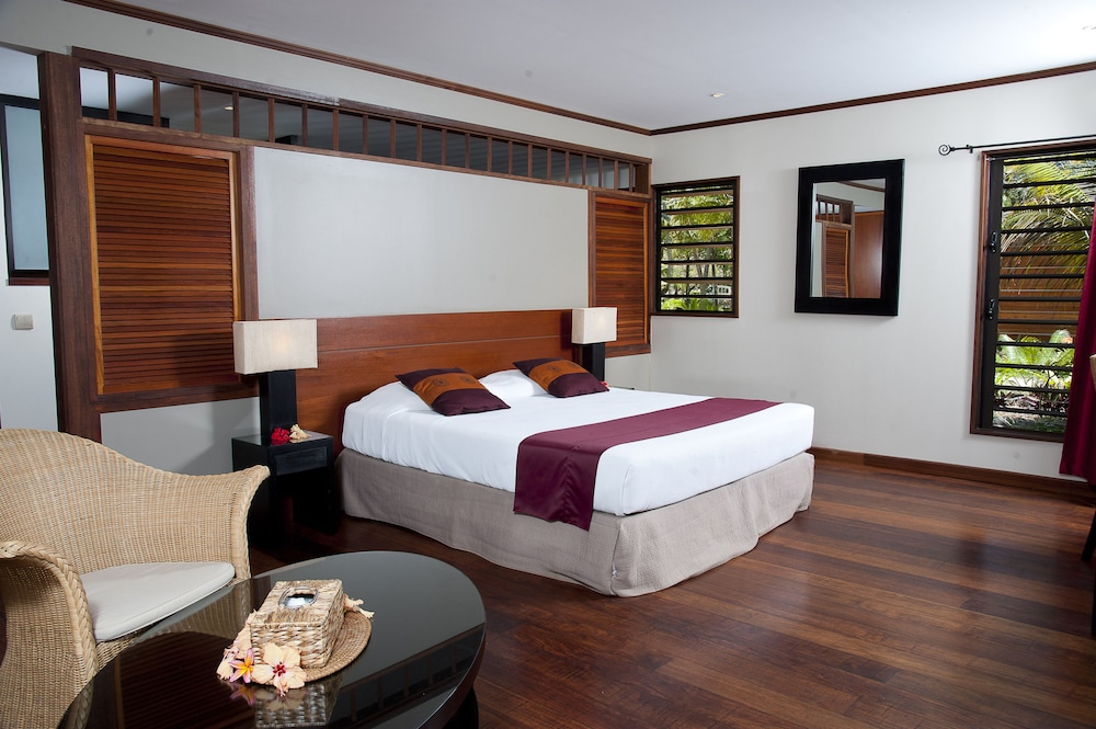 Oure Lodge Beach Resort