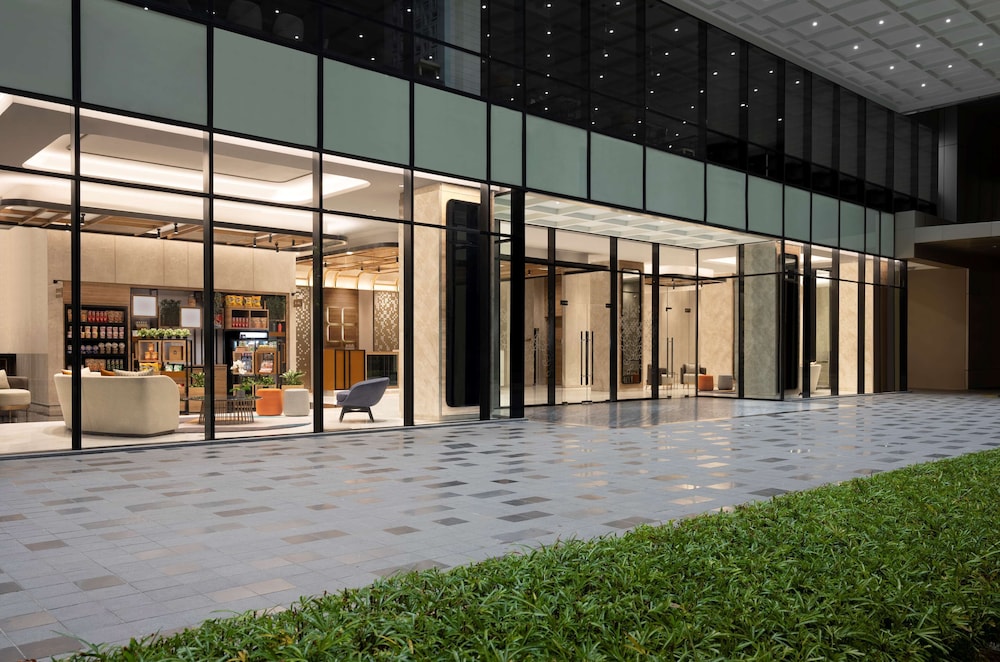 Hilton Garden Inn Jakarta Taman Palem