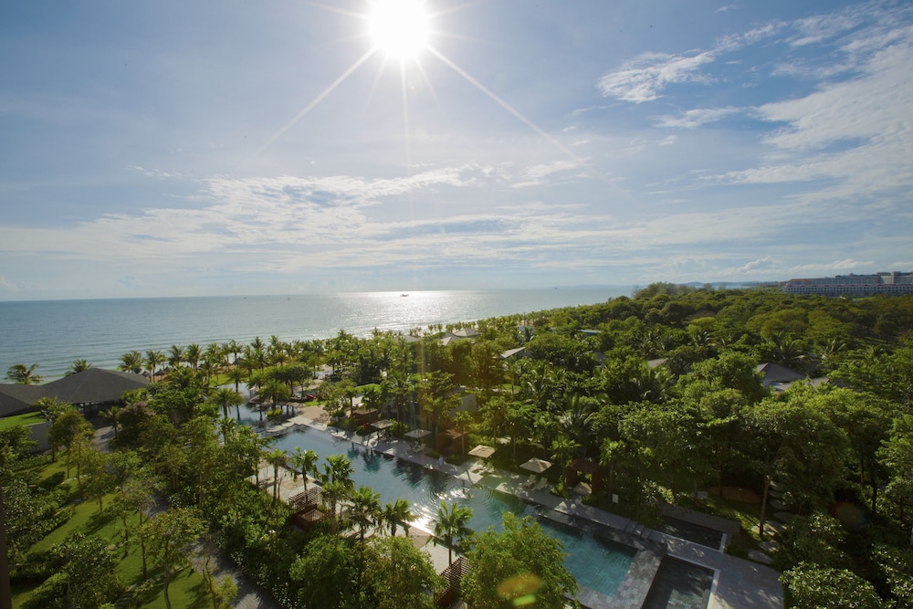 Crowne Plaza Phu Quoc Starbay by IHG in Phu Quoc District | 2025 ...